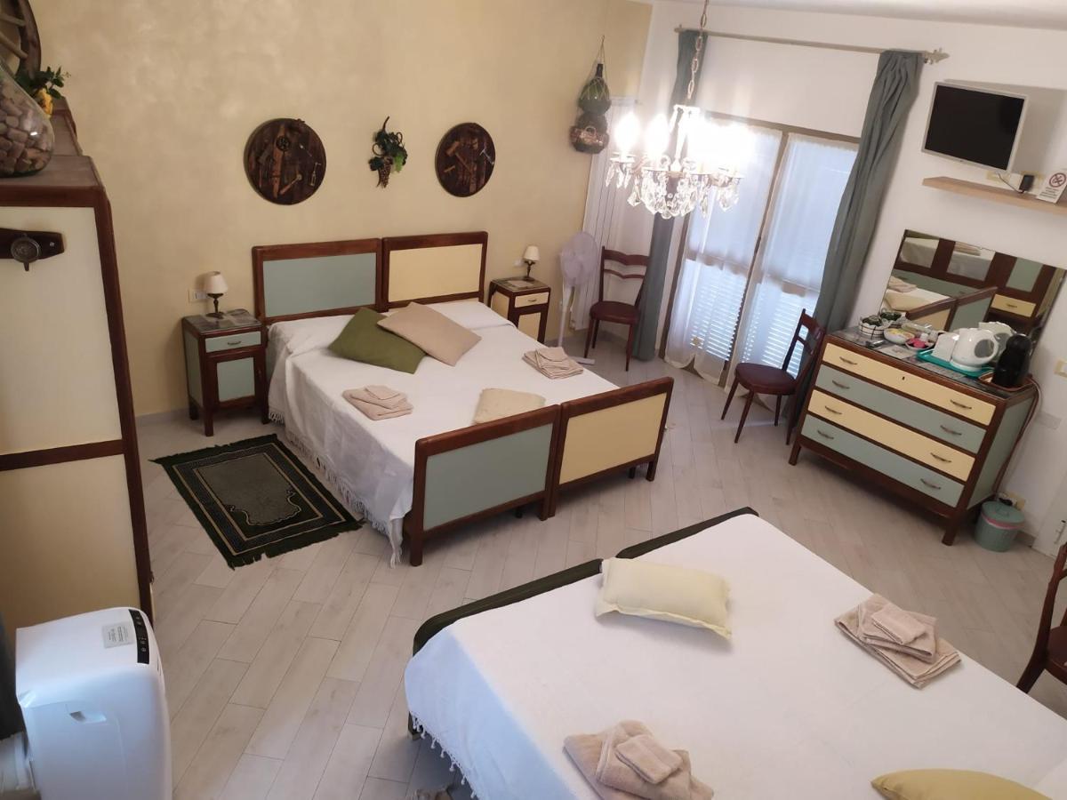 La Terra Di Mingo Bed & Breakfast Vado Ligure Exterior foto