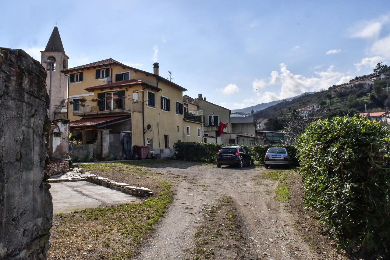La Terra Di Mingo Bed & Breakfast Vado Ligure Exterior foto