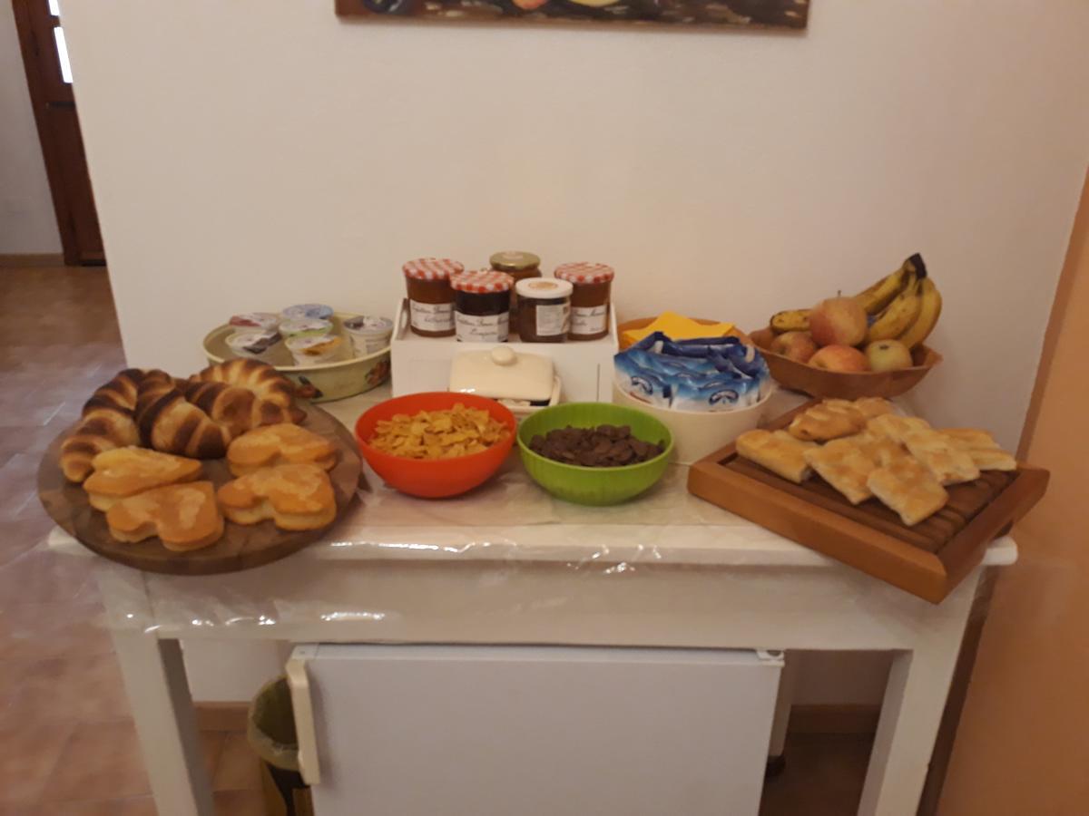 La Terra Di Mingo Bed & Breakfast Vado Ligure Exterior foto
